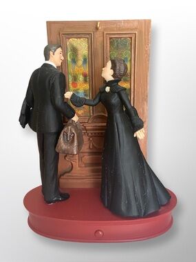 Frankly, My Dear 2009 - Gone With The Wind  Hallmark Magic Ornament
